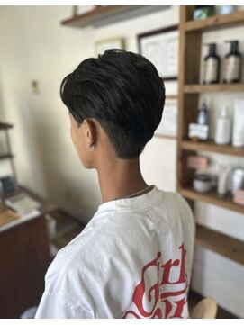 ココカラヘアー プラス(cococara‐hair plus) センターパート/ツーブロック/メンズパーマ