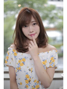 ソレリア(Soleria) 新宿/髪質改善/ふんわりミディアムレイヤー