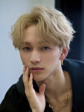 ルーシー 川越(LUCEY) センターパートフェザーパーマシャドウパーマメンズパーマ