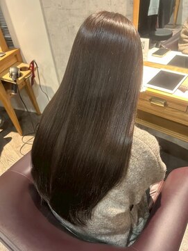 アフィナー(Afinar) 【横浜駅/横浜西口】アッシュブラウン