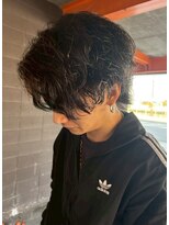 ユイマァルスロウ(YUIMARL SLOW)&nbsp;メンズ波巻きツイストスパイラルパーマニュアンスパーマ