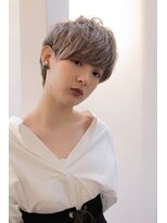 ル クラブ 銀座(Le Club) (銀座)ジェンダーレスなシルバー・ブロックマッシュ