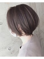 エール(a:le) ナチュラルハイライト柔らかボブ