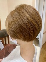 美容室 グラン ブルー&nbsp;ベージュ系カラー　ショートボブ