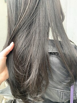 リバレッジ 広尾(Leverage) 暗髪で透明感のある大人カラー