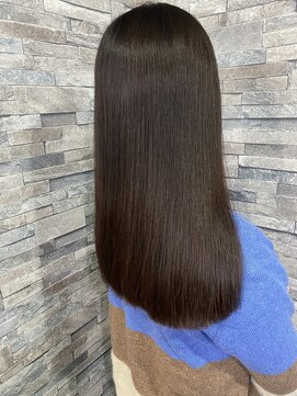 ヴィソップ(V.S.O.P) 【40代大人女性】白髪染めストレートスタイル（右）