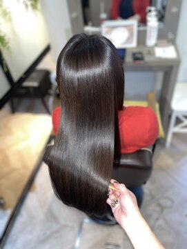 アールサロン アオヤマ(Rr SALON AOYAMA) つるっとカラー
