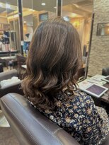 キャラ 池袋本店(CHARA)&nbsp;結んでも可愛くなるコテ巻き風パーマが万能すぎる件【貴也】