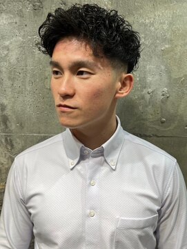 アルフレッド 瑞穂店(alfRed) スキンフェード 無造作 ラフパーマ アップバング 束感 黒髪