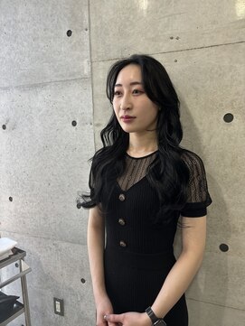 ニーゼロゼロナナ(2007) レイヤーカット