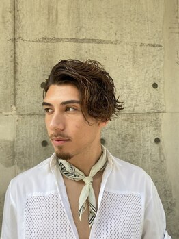 ピース(PEACE)の写真/【新大久保駅徒歩1分/韓国ヘア】オンオフきまるスタイルを提案！男性特有のお悩みもお任せください！