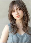 前髪あり/顔周りレイヤー/アッシュブラウン