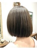 アッシュベージュボブ