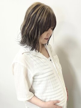 ヴィーヴォ 深江橋店(VIVO) 【VIVO】アンブレラカラー ベージュ系ハイライト 白髪ぼかし