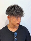 横浜市メンズパーマメッシュハイライトカラースペインカール眉毛