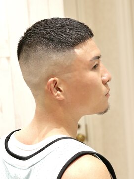 ヨシザワインク プレミアム 横浜 桜木町店(YOSHIZAWA Inc. PREMIUM) ボーダーレスグレイティストオブオールタイムクロップフェード