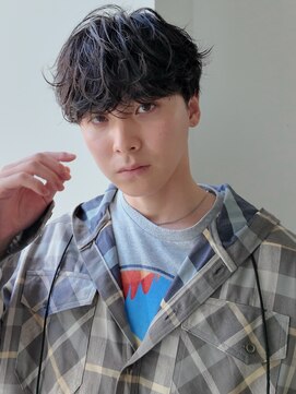 ディッセンバー 神宮前(December) ニュアンスパーマアッシュブラックウルフ波巻きスパイラル渋谷