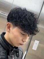 フィフスパーク(fifth PARK)&nbsp;渋谷スペインカールラルフカール刈り上げ高めツーブロックメンズ