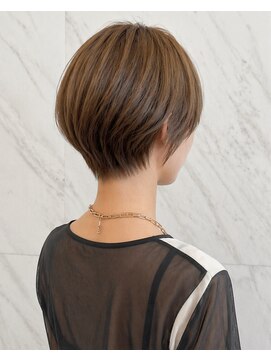 ペグ(Peg) 手入れ簡単！大人可愛い丸みショートボブ＊首長・小顔見せカット