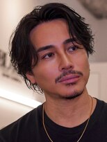 ブラック(BLACK)&nbsp;大人毛流れフェザーショート