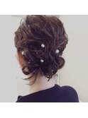 パールを添えたパーティーヘアーセット