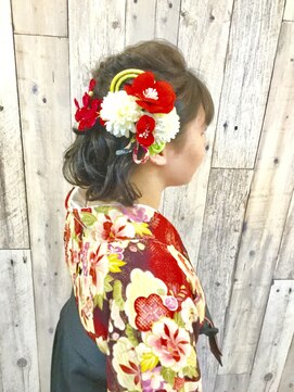 ヘアースペース ムーン(Hair Space MOON) 袴や着物のヘアーセットと着付は北区表町ヘアスペースムーンで！