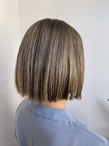 リアン(Lien)&nbsp;Lien☆フォギーベージュ×ブリーチオンカラー×ミニボブ