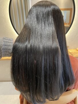 ウララ(URARA) 艶髪ナチュラルヘアカラー