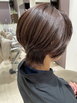 イースト(YEAST) ショートウルフ