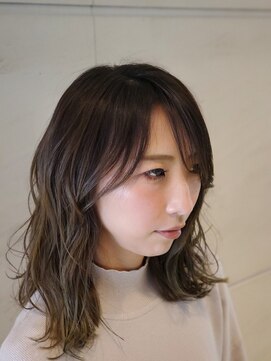 ジャンクロードビギン 丸の内 MY PLAZA店(JEAN CLAUDE BIGUINE) ミディアム