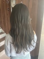 アヴァンス 天王寺店(AVANCE.) オリーブグレージュ×透明感