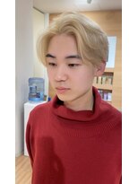 アイウィル(Ai WilL)&nbsp;ホワイトベージュ ハイトーン ブリーチ センターパート