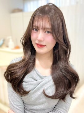 ルフェリ(Lufeli) 【Lufeli】いとうりお　くすみベージュ/韓国風巻き/顔周りカット