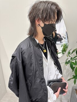 ジーナ 天神(Zina) センターパートウルフ