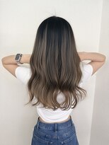 ウル(ulu)&nbsp;バレイヤージュ　ケアブリーチ　ベージュ　グレージュ　ブラウン