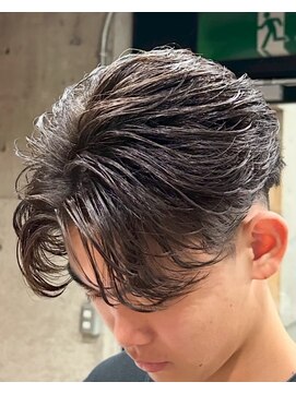 イーラ アメ村店(era) フェザーパーマ