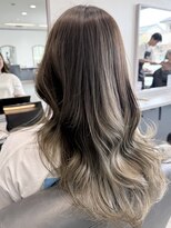 ラニ(Lani)&nbsp;グレージュ×バレイヤージュ