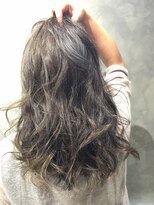 ヘアーアンドメイク ラブストラック(Hair&Make LOVESTRUCK) グレー×グレージュ