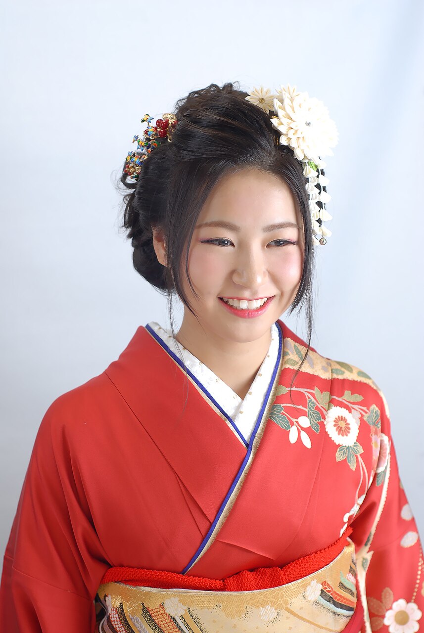 日本髪風 アップスタイル：L003569263｜パリスパート2のヘアスタイル