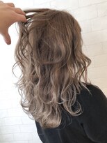 メリー(merry craftsman's factory) ハイライトで作るナチュラルグラデーション!!