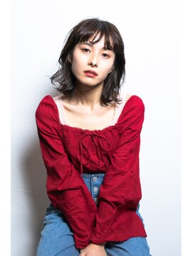 マウロア(MAULOA) 【MAULOA】伸ばしかけ くびれセミディ 無造作カール