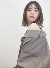 コニ(Coni) ♪百瀬俊幸♪シースルーバングミディアムボブ/外はね/内巻き