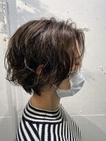 エル(EL by green)&nbsp;《tomi》ショートボブ×無造作パーマ×ブリーチ有り