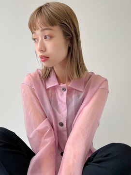 ソヨン 高槻店(SOYON) 鎖骨外ハネボブ ハイトーン アッシュベージュ 切りっぱなし