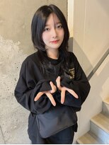 アイリー 名古屋(A/LEE)&nbsp;ウルフカット×ブルーブラック