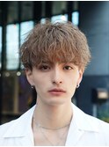 波巻きパーマスパイラルパーマハイライトメンズマッシュ刈り上げ