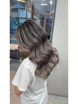 天神美容室 [ブリーチ/ダブルカラー/髪質改善/ミルクティー/学割]