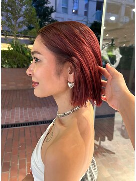 ノラ ヘアーサロン(NORA HAIR SALON) 【大久保】ワンブリーチカラー、切りっぱなしレッドカラー
