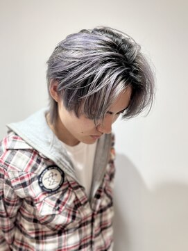 ロンドアンメゾン 原宿(Lond un Maison.) バレイヤージュ/センターパート/メンズ/韓国マッシュ