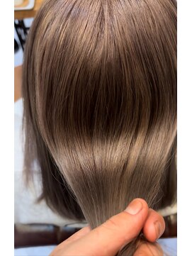 チリンバイロストシティー(Chillin by LOSTCITY) ミルクティーカラー